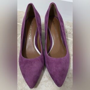 Donald Pliner Suzette Suede Pointed-Toe Block Heels in Purple Color  (size 6).